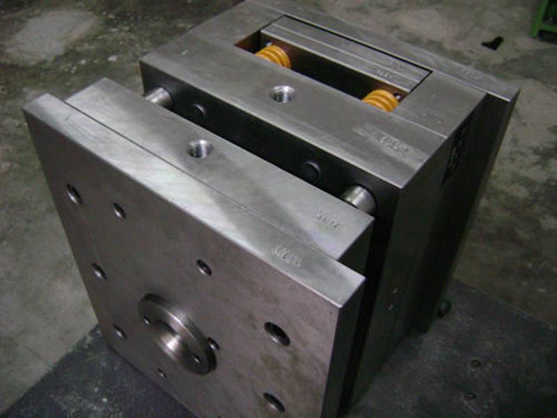 什么是注塑模具？注塑模具是怎么進行工作的？